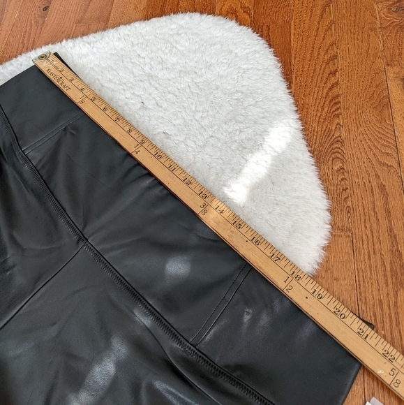 7fam leather look faux vegan leggings black 3x plus - Picture 7 of 11